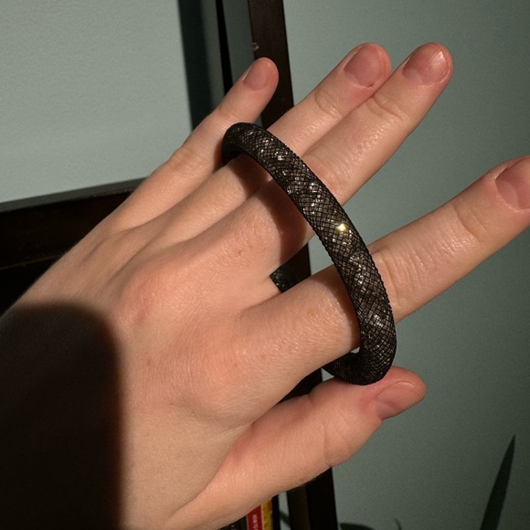 (3 for $80) Swarovski Bracelet - Picture 1 of 3